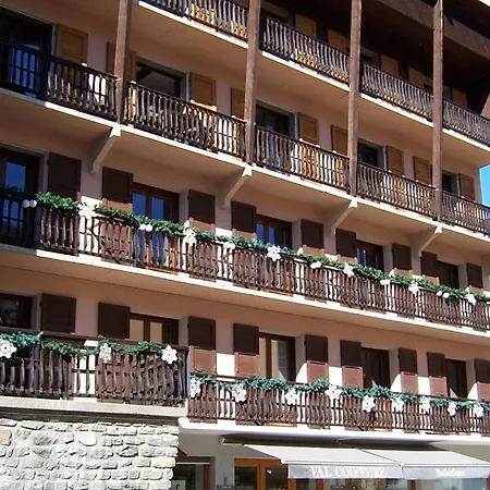 4 Pieces Pour 6 Personnes, 4*, Exposition Sud-ouest, Valloire, Proche Telecabine Et Commerces - Fr-1-263-362 Apartment Valloire